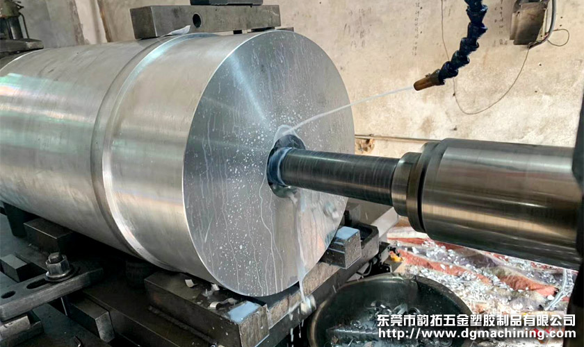 700mm大直徑A3棒料鏜孔加工 700mm大直徑A3棒料鏜孔加工