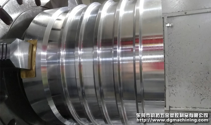 凹槽數(shù)控車(chē)床加工